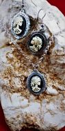 Lolita on Black Cameo Gift Set